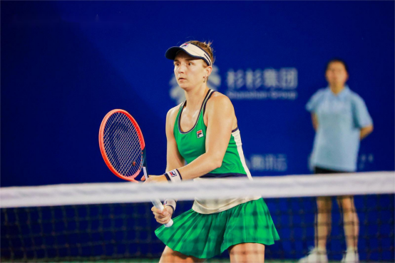 以一位前锋 以一位前锋